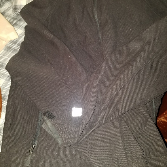 StormTech Performance Jacket. - Picture 6 of 6